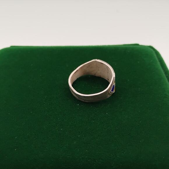 Vintage Art Deco Enamel Ring size 7 1/2 - Picture 4 of 6